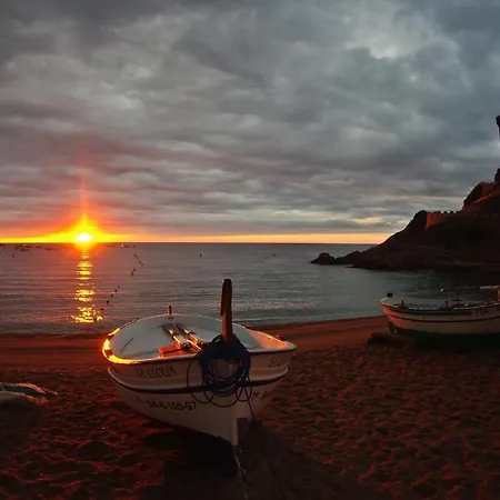 Lets Holidays New Close To The Тоса-де-Мар